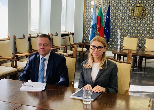 За 4 години Столичната община увеличи със 120% площта на измити улици и булеварди