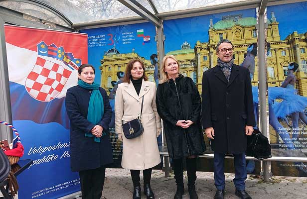 Ирина Савина: Приветстваме и подкрепяме инициативи като „Изкуство за дипломация“