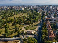 Продължава работа по тротоарните настилки на бул. “Арсеналски“