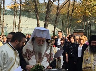 Кметът Йорданка Фандъкова присъства на водосвет на обновена сграда в Софийската духовна семинария