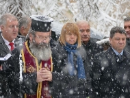 Кметът на София Йорданка Фандъкова присъства на откриване на паметник на загиналите полицаи