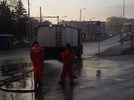Фирмите, ангажирани с почистването на София, ще мият пътните платна на булевардите „Сахаров“ и „Ляпчев“