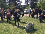 Кметът на София Йорданка Фандъкова засади дърво в памет на загиналите в трудови злополуки