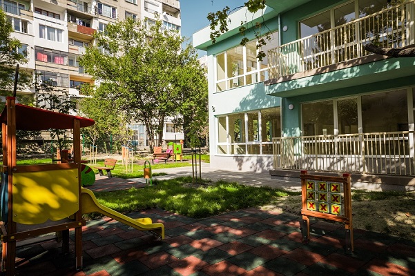 Фандъкова: Строим 22 нови сгради на детски градини и ясли в София, подготвени са проекти за започване на други 12