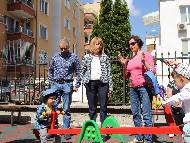 Йорданка Фандъкова: Повече от петдесет детски площадки в кварталите на София ще изградим тази година