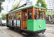 На 24 май 2017 г. в 9.00 ч. от площад „Възраждане“ тръгна ретро трамвай-библиотека или трамвай читалня