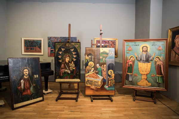 По инициатива на кмета Фандъкова бяха реставрирани 4 икони, които ще бъдат поставени в Желязната църква „Св. Стефан“ в Истанбул