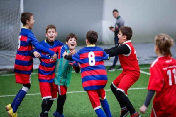 МИНИ Шампионска лига по футбол за смесени ученически отбори, II – IV клас