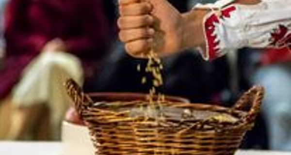 Празничният интерактивен спектакъл 