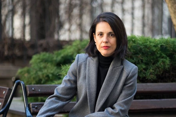 Ирина Дакова: Хорото е кръг, в който хората се хващат за ръце. Нека не го превръщаме в повод да се пуснем един срещу друг