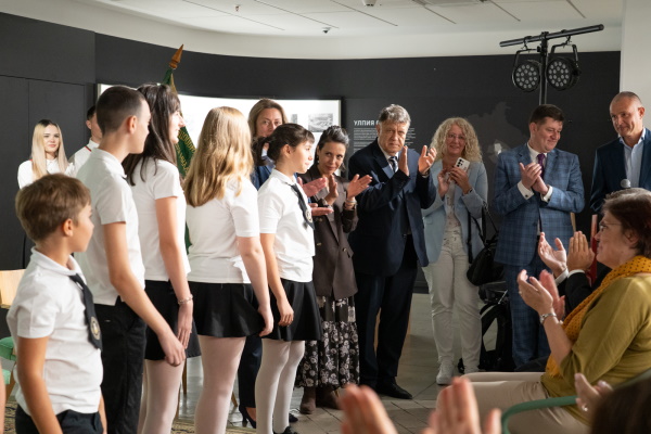 „Всичко в песен звъни“:  Инициативата „Светилник“ отново създава оригинални училищни химни за  столичните  училища