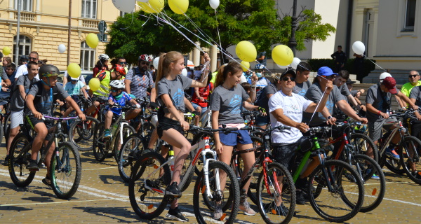Спортни звезди повеждат в неделя Велошествие за по-чист въздух в София