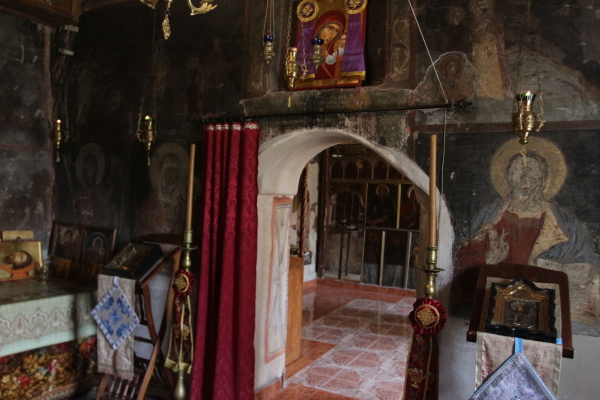 По програма на кмета Фандъкова реставрират стенописи на църкви и манастири