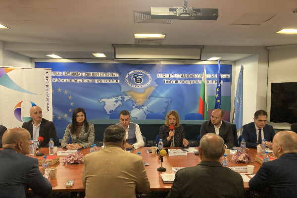 Кметът Йорданка Фандъкова на среща с БТПП: София постигна високо дигитално ниво на административните услуги