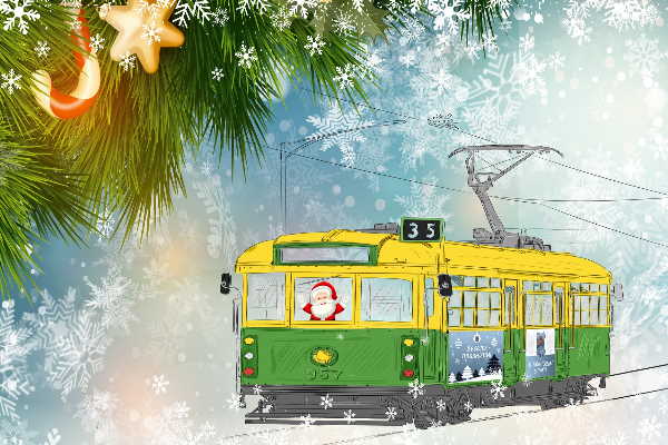 Коледен ретро трамвай се движи в София