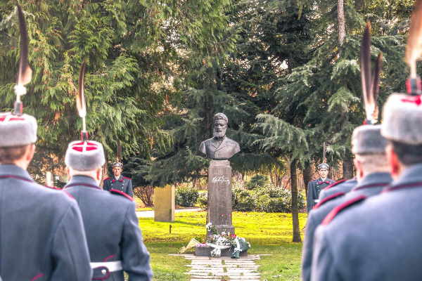 София отбеляза 175 години от рождението на Христо Ботев