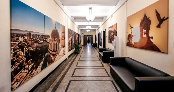 Изложбата „Етюдите на София“ посреща посетителите в сградата на Столичната община