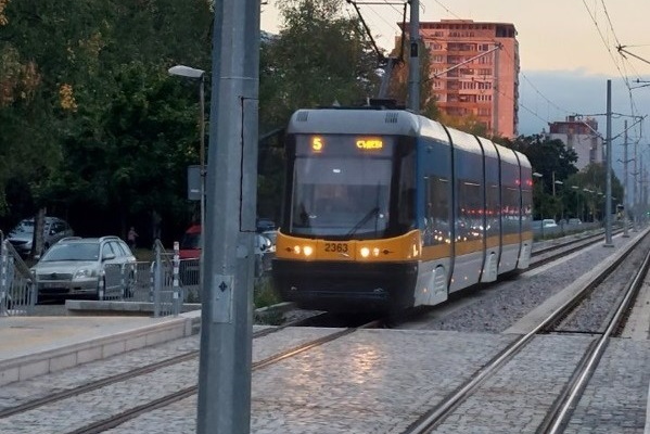 Васил Терзиев: По бул. „Цар Борис III“ ще отделим пътното платно от трамвайното в участъка от ул. „Райска градина“ до „Княжево“