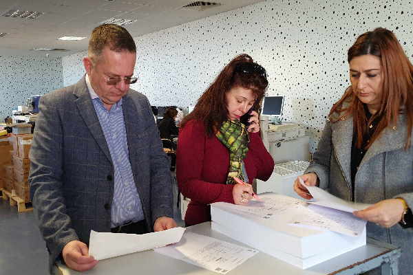 Данъчните съобщения за София вече се печатат