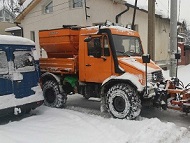 Продължава работа по почистване на сняг, обработват се вътрешноквартални улици