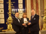 Кметът Йорданка Фандъкова присъства на тържественото отбелязване в Централната Софийска синагога на 75 години от спасяването на българските евреи