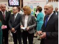 Фандъкова: Повече от половината от заетите в София са с висше образование