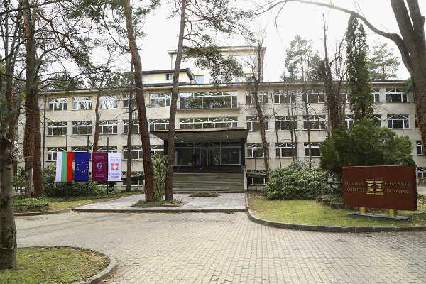 Лекари от УМБАЛ 