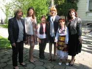 Кметът на София Йорданка Фандъкова и проф. Чън Хун посетиха 18. СУ „Уилям Гладстон“