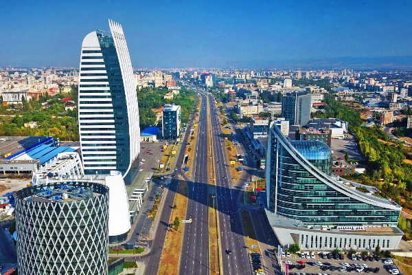 S&P повиши до „положителна“ перспективата пред рейтинга на София
