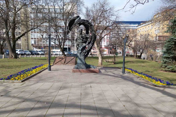 Сградата на Столичната община ще бъде осветена с цветовете на украинското знаме