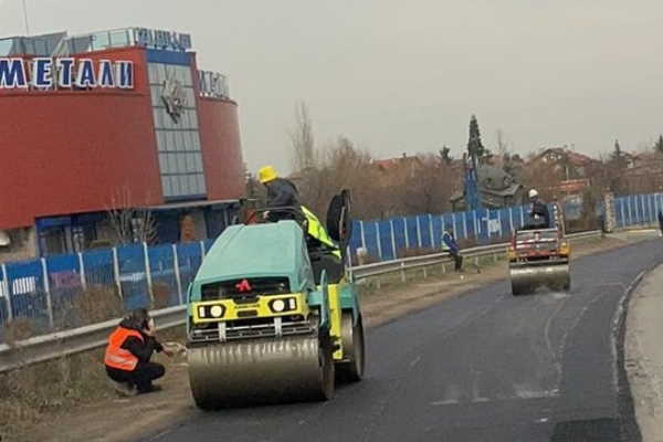 Общо 31 екипа извършват текущи ремонти по уличната мрежа на София