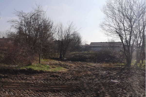 С помощта на Столичен инспекторат граждани почистиха терени в кв. „Модерно предградие“