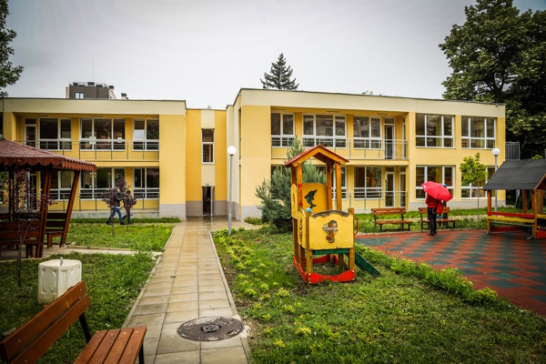 Столичната община обяви 13 102 свободни места за общинските детски градини, ясли и подготвителни групи