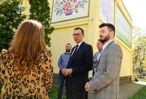Кметът Терзиев започна огледи на състоянието на детски градини и пое ангажимент за подобряване на условията за отглеждане на децата на София
