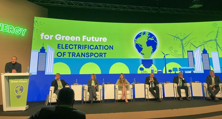 Фандъкова: Заедно с метрото електрическият обществен транспорт в София ще е около 70%