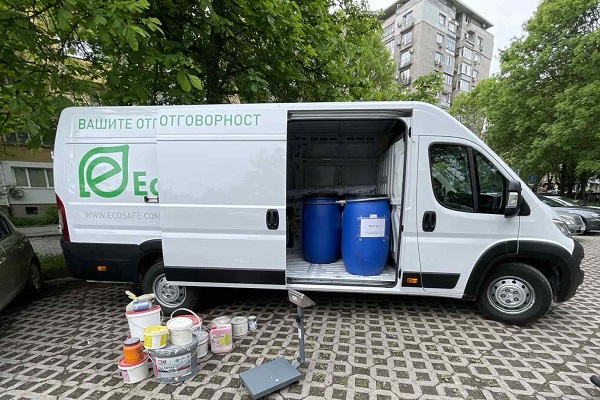 Столичани събраха над един тон опасни отпадъци