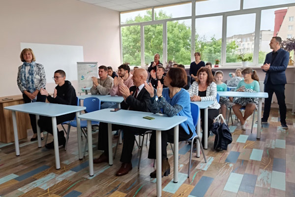 Заместник-кметът на София Яна Генова присъства на откриването на арткабинет в 27. СУ “Акад. Г. Караславов“