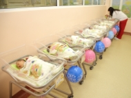 4758 бебета се родиха за година в общинските АГ болници