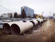 Изграждат два отливни канала в кв. „Хладилника“