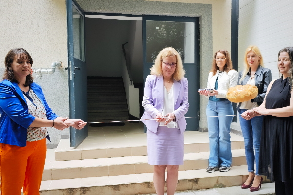 Първият в София Дневен център за лица с тежки увреждания отвори врати с възможност за заместваща грижа