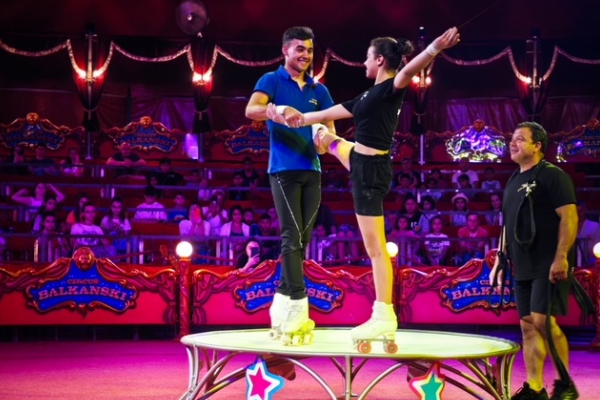 Над 1 000 деца се насладиха на незабравимо цирково приключение в рамките на Месеца на децата