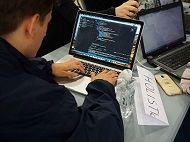 Как нашите деца използват интернет по безопасен начин?