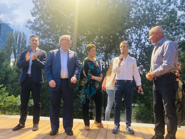 Зам.-кметът Иван Василев и посланикът на Франция Жоел Мейер откриха представяне на откриването на Олимпийските игри