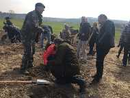 Продължаваме и тази уикенд да садим в Новата гора на София край 