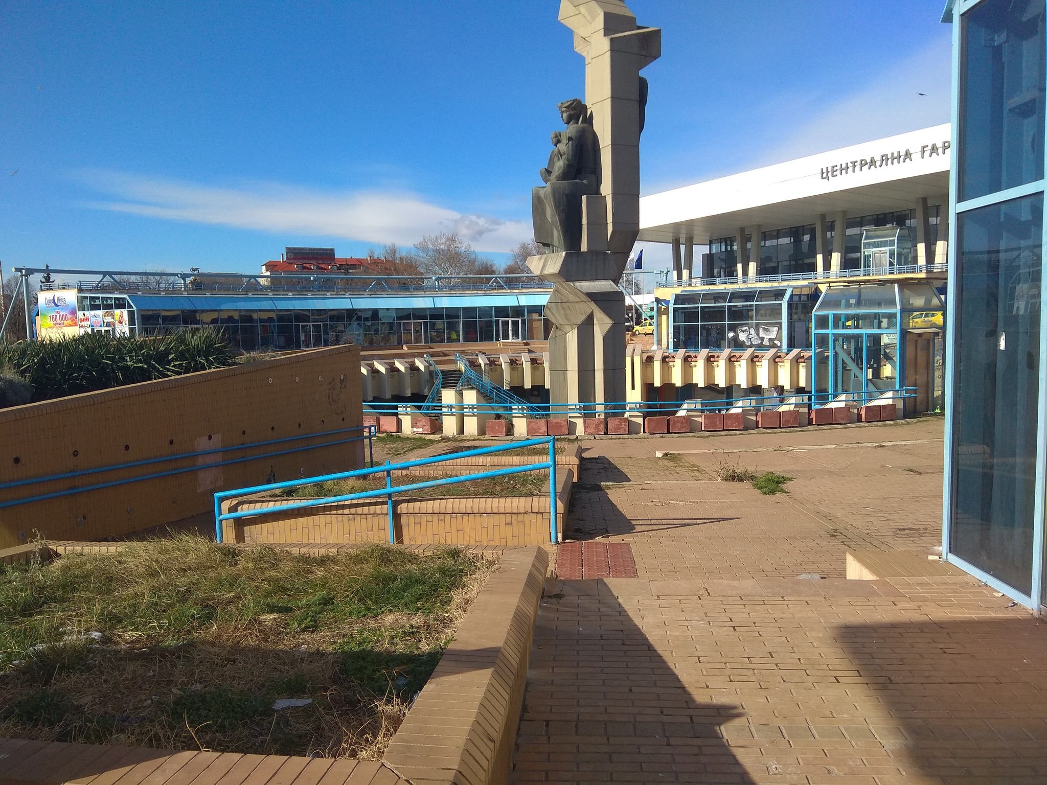 Столичната община стартира нов план за обновление и безопасност на подлеза на “Ротондата” пред Централна жп гара