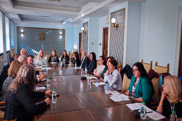 Столична община стартира изграждането на 11 центъра  за социални услуги и преброяване на бездомните