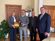 800 деца са прегледани до момента  по инициативата „Усмихнати очи“