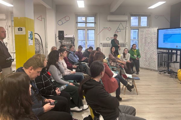 Проучване сред младежите в София показва засилен интерес към доброволчески инициативи и обучения за професионални и личностни умения