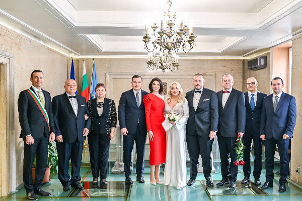 Кметът на София Васил Терзиев бракосъчета две двойки в Деня на влюбените