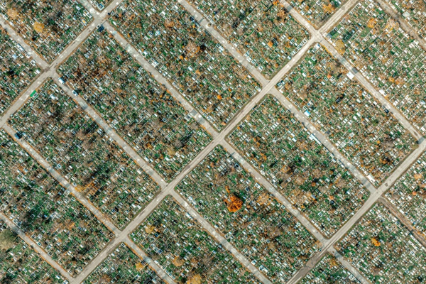 Столичната община изпълни ангажимента си - приключи почистването на трите големи гробища в София